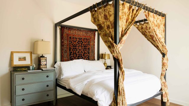 Transform Your Bedroom for Maximum Value: The Power of Color Choices | pinjaman langsung cair tanpa 