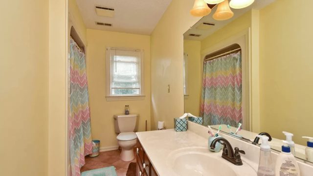 Transforming a Family Bathroom: Farmhouse Style on a Budget