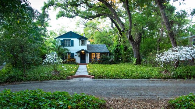 Smart Home Cooling Strategies: Effective Tips for a Comfortable Space