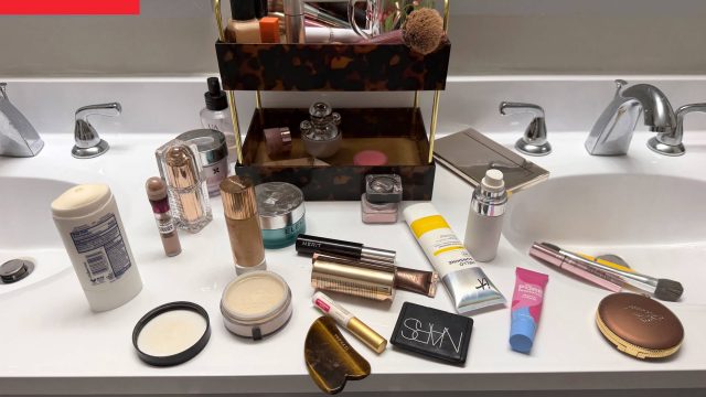 Revamping Your Bathroom Countertop with Minimalism: A New Approach