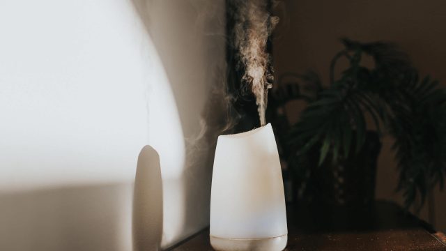 Transform Your Space: The Rise of Smart Diffusers in Home Fragrance