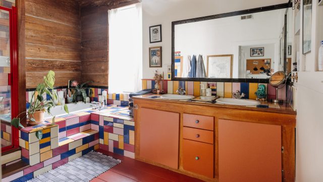 Reviving Vintage Charm: The Resurgence of Forgotten Bathroom Features