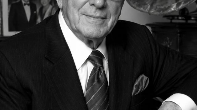 Music Industry Pioneer Clive Davis Passes Away at 94 | england usa world cup, lucky neko slot pg