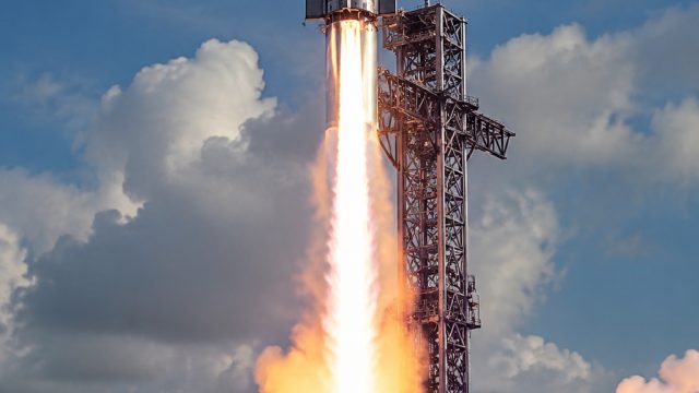 SpaceX's Starfall: Revolutionizing Cargo Delivery from Orbit | cara menang main game qiu qiu online,