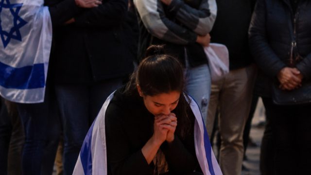 Tragic Violence Shakes Jewish Community: A Call for Unity and Safety | republik365, jessie j domino 