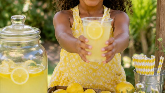 Neveah's Lemonade Stand Returns: A Sweet Summer Treat for All | mimpi melihat naga terbang, nagaair8